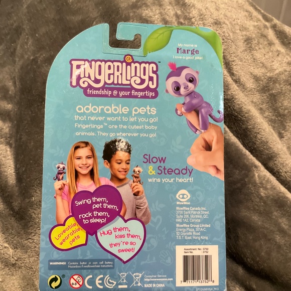 Fingerlings Baby Sloth Marge (Purple) Interactive Finger Pet by WowWee NIB - Picture 3 of 5